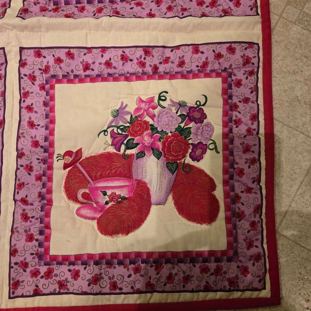 Quilt - Picture 3 of 4